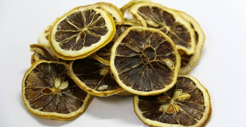 prírodné spaľovače tuku - citrón